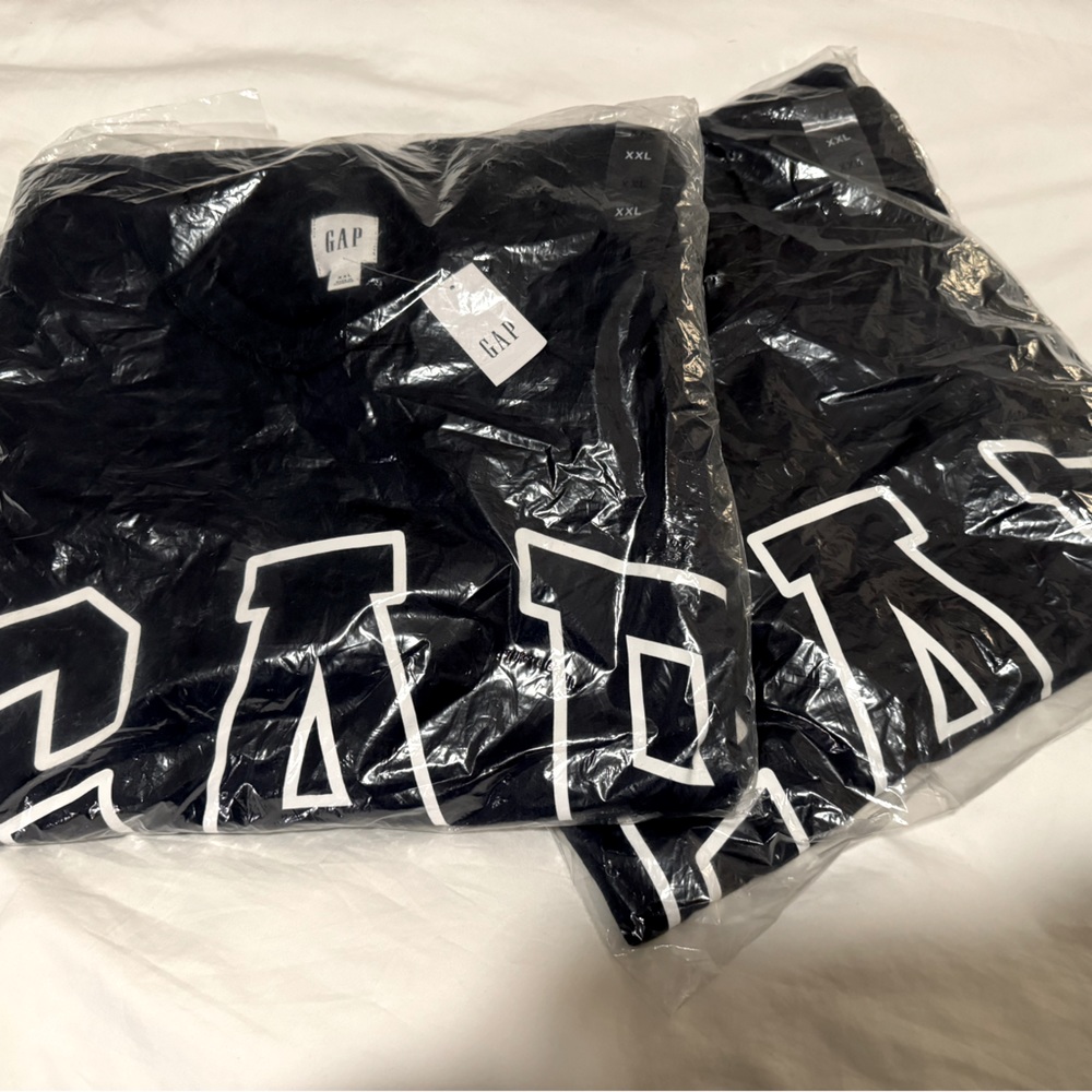 NEW NWT Navy Gap Crewneck Sweatshirts - Size XXL